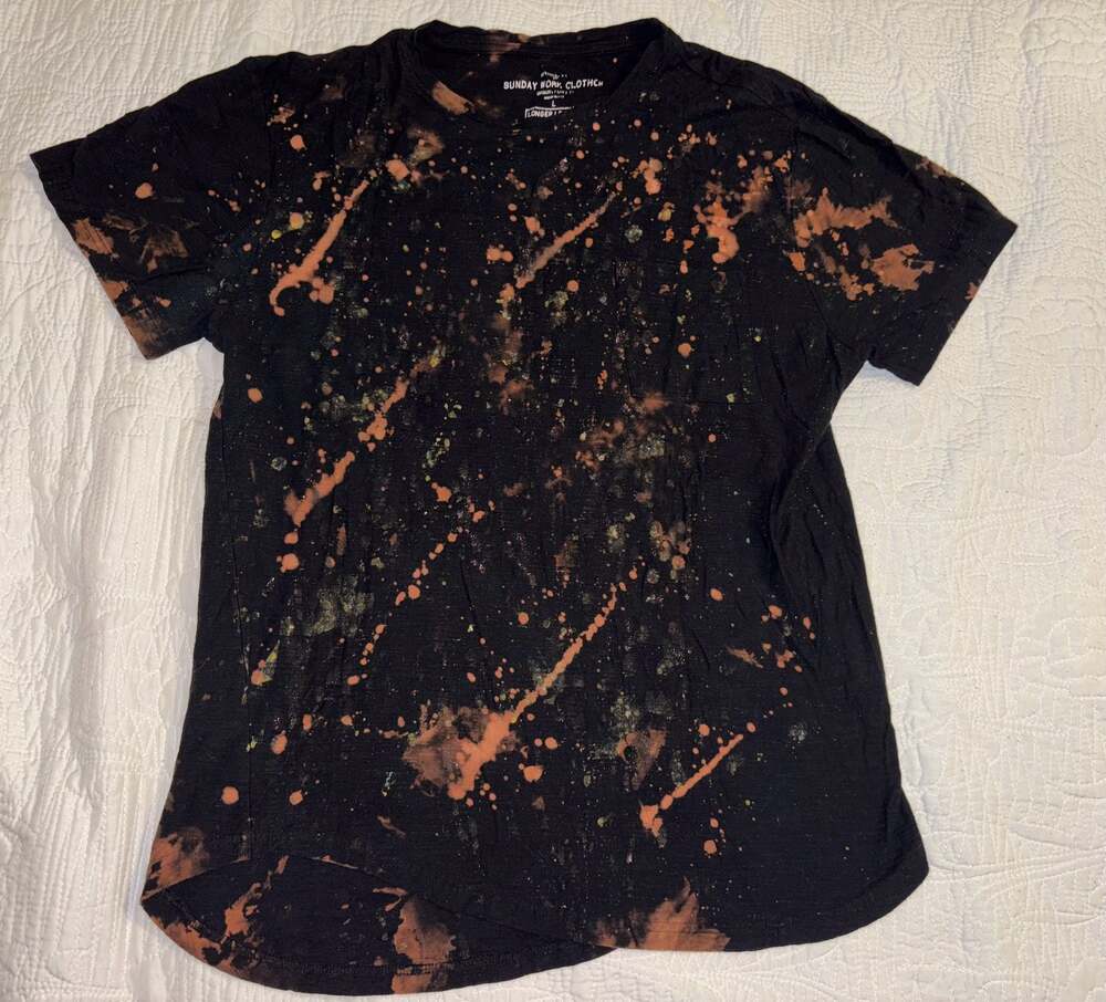 Sunday Work Clothes Bleach Splatter Pocket T-Shirt Size L